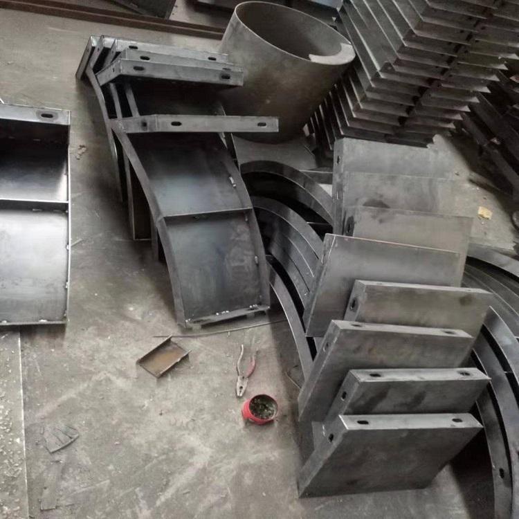 1606954195893648.jpg 模具生產(chǎn)廠家