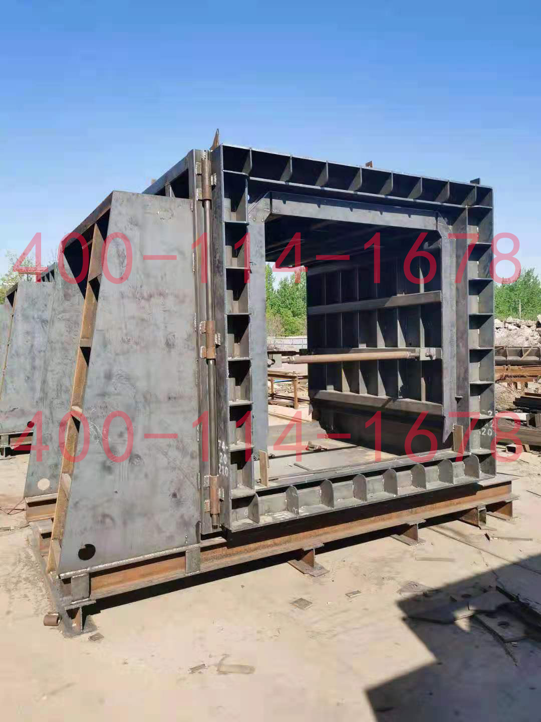 1620170629513479.jpg 管廊模具1.jpg