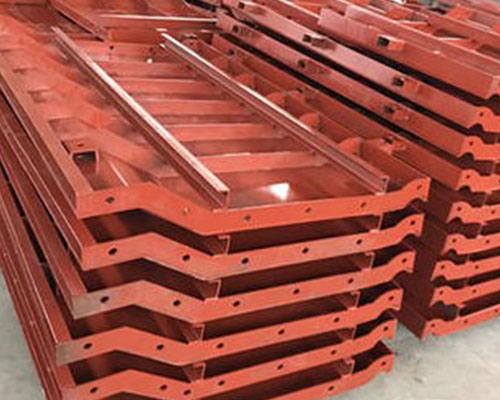 1624245395898732.jpg 鋼模板.jpg